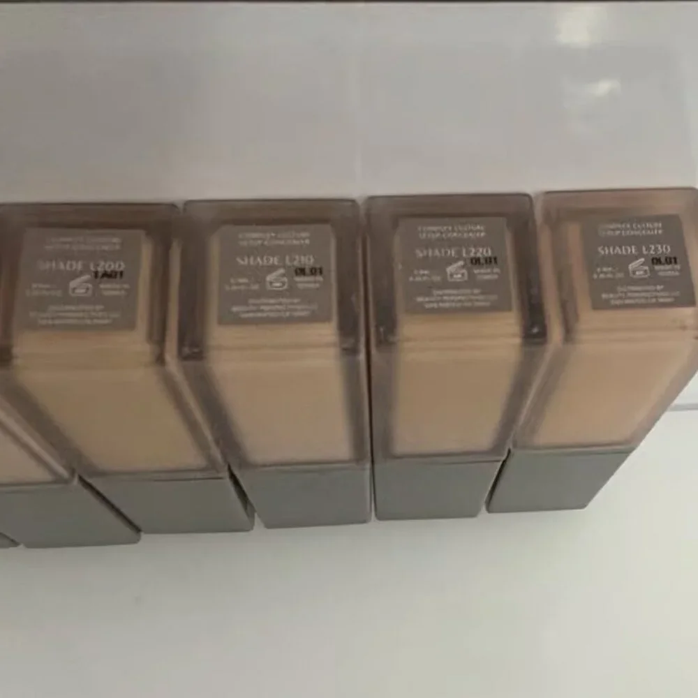 NWT Complex Culture Letup Concealer Choice of Shade